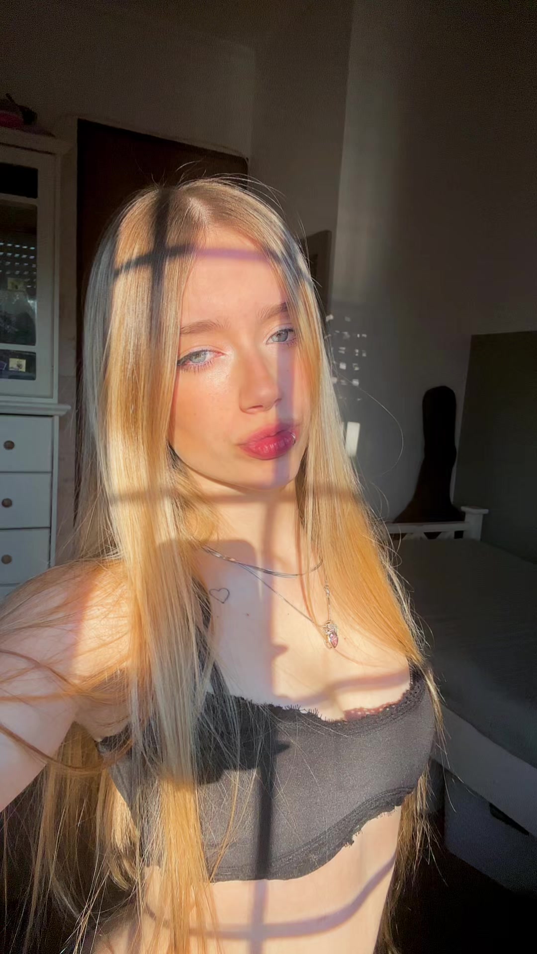 @yan