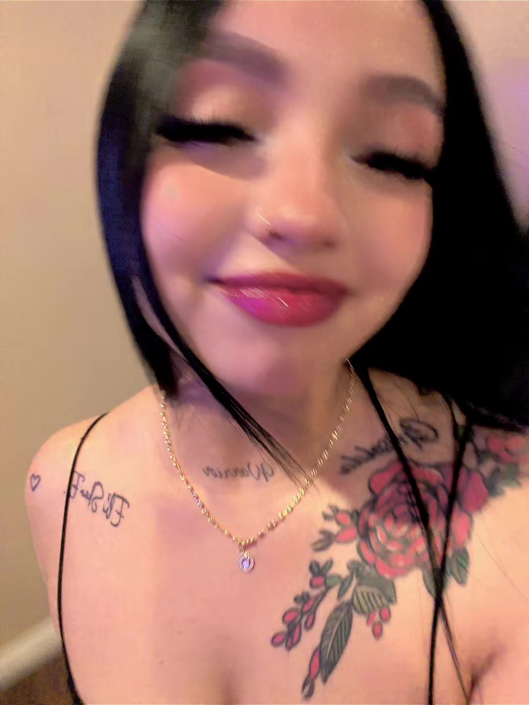@KarelysKnosville👸🏻