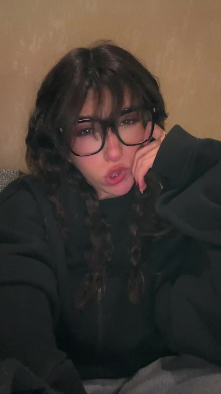 @Muffinova🧁