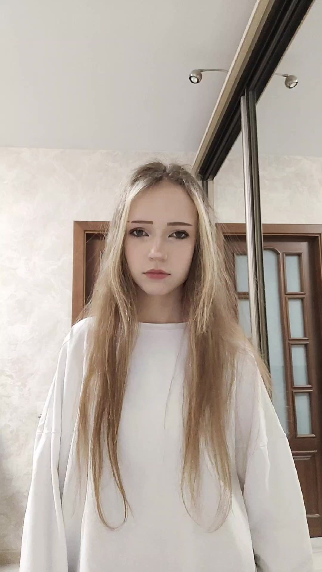 @Kiwvwra🍇