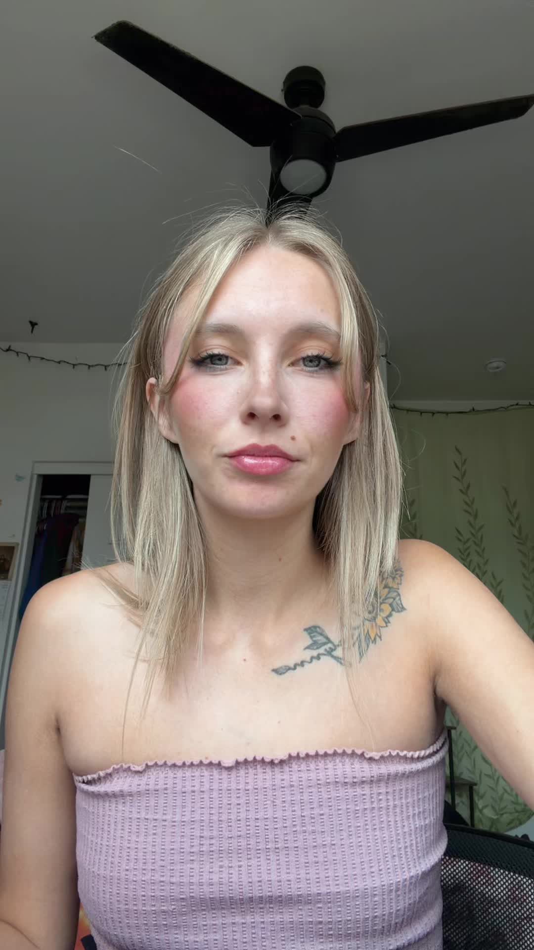 @chloeeee