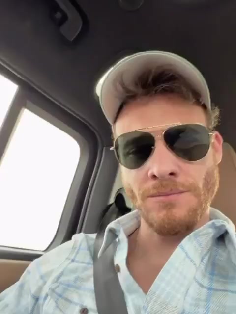 @Kerembursin ( f&atilde;) 🦁❤️