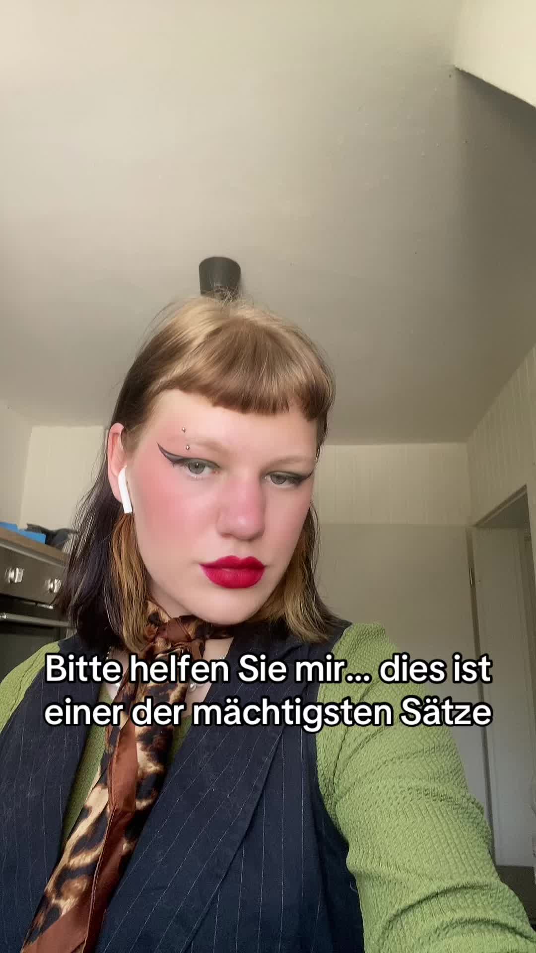 @Katherina 🤍🥀 J