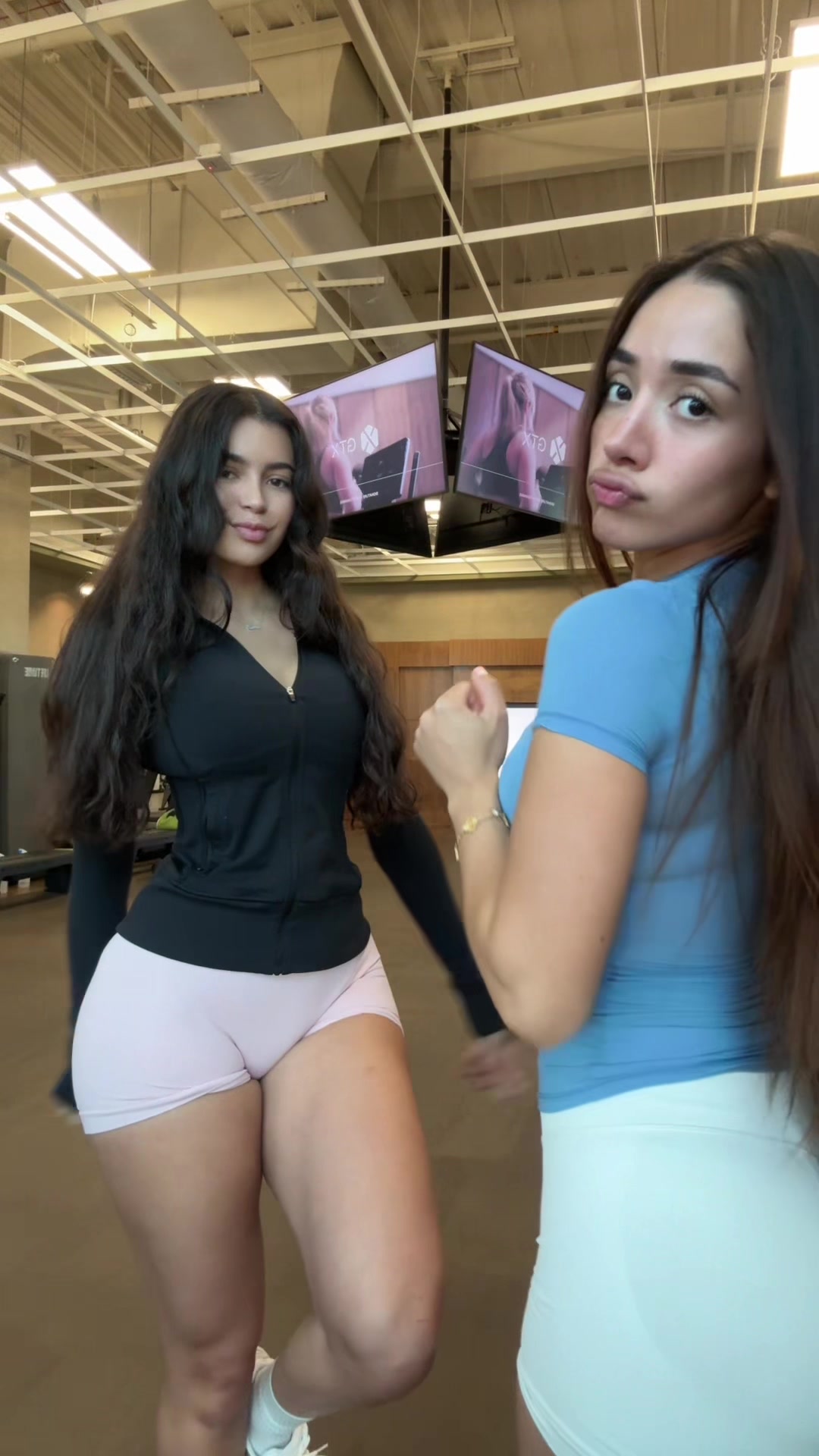 @noelle