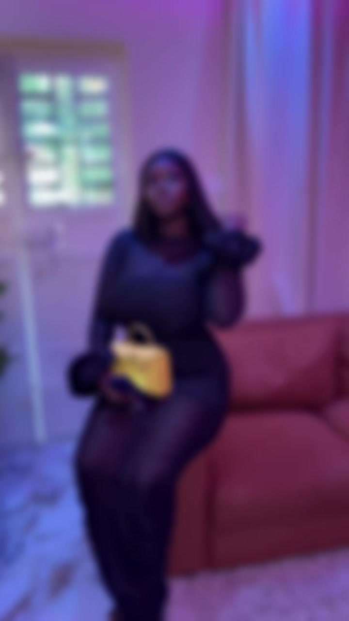 @favvscouture
