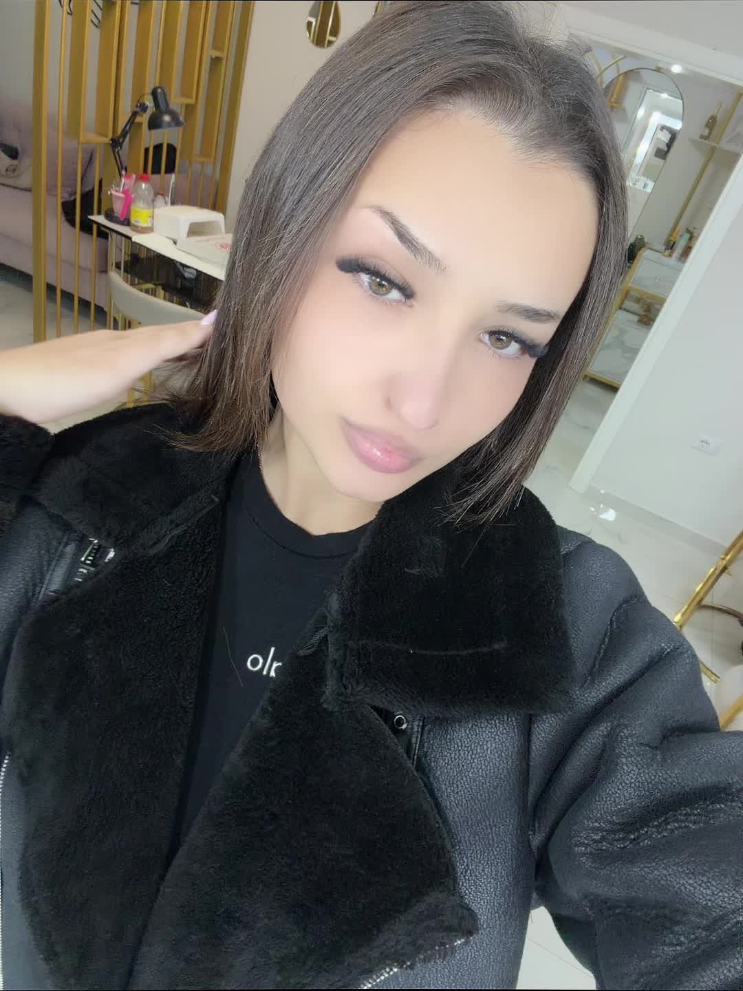 @Nails__besa