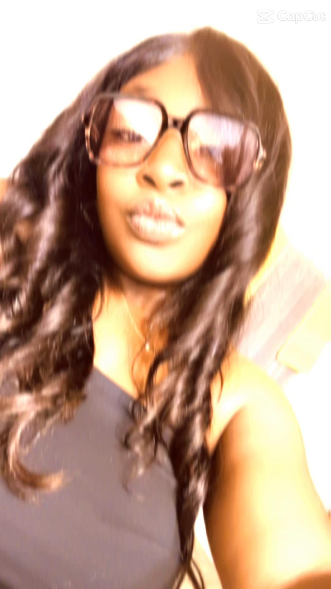 @Jasmyne S