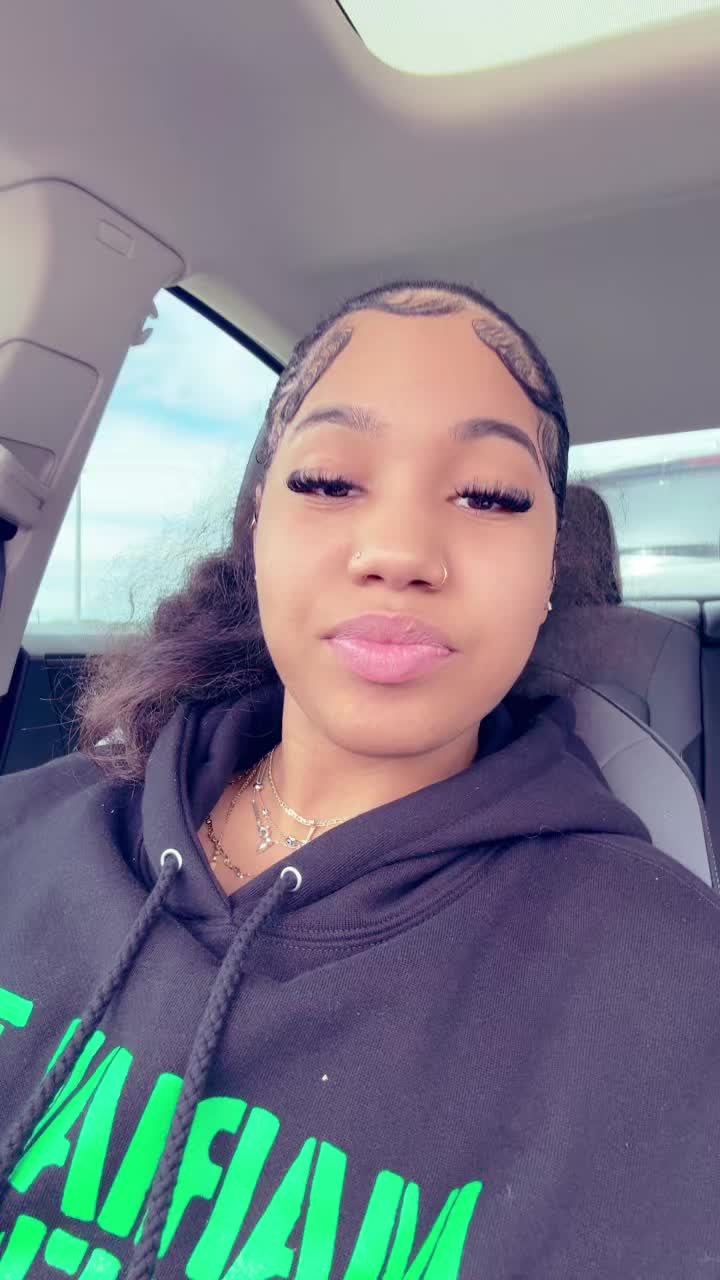 @MiaBaby