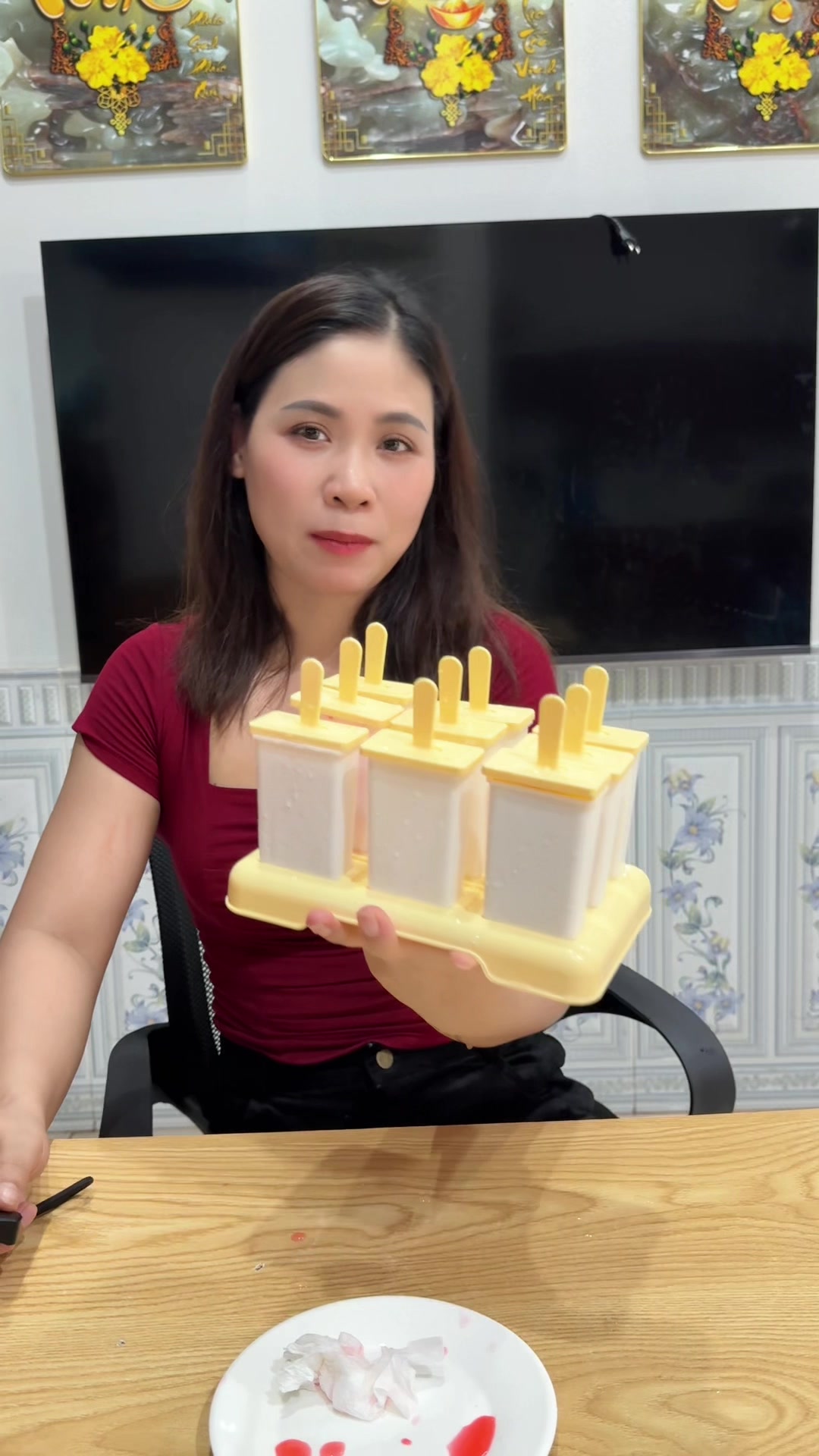 @Li&ecirc;n m&egrave;o n&egrave;