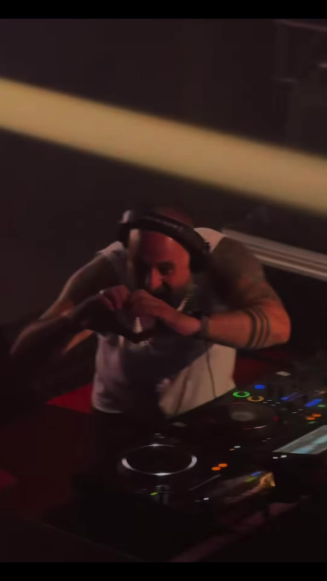 @Dj Earl Oliveira