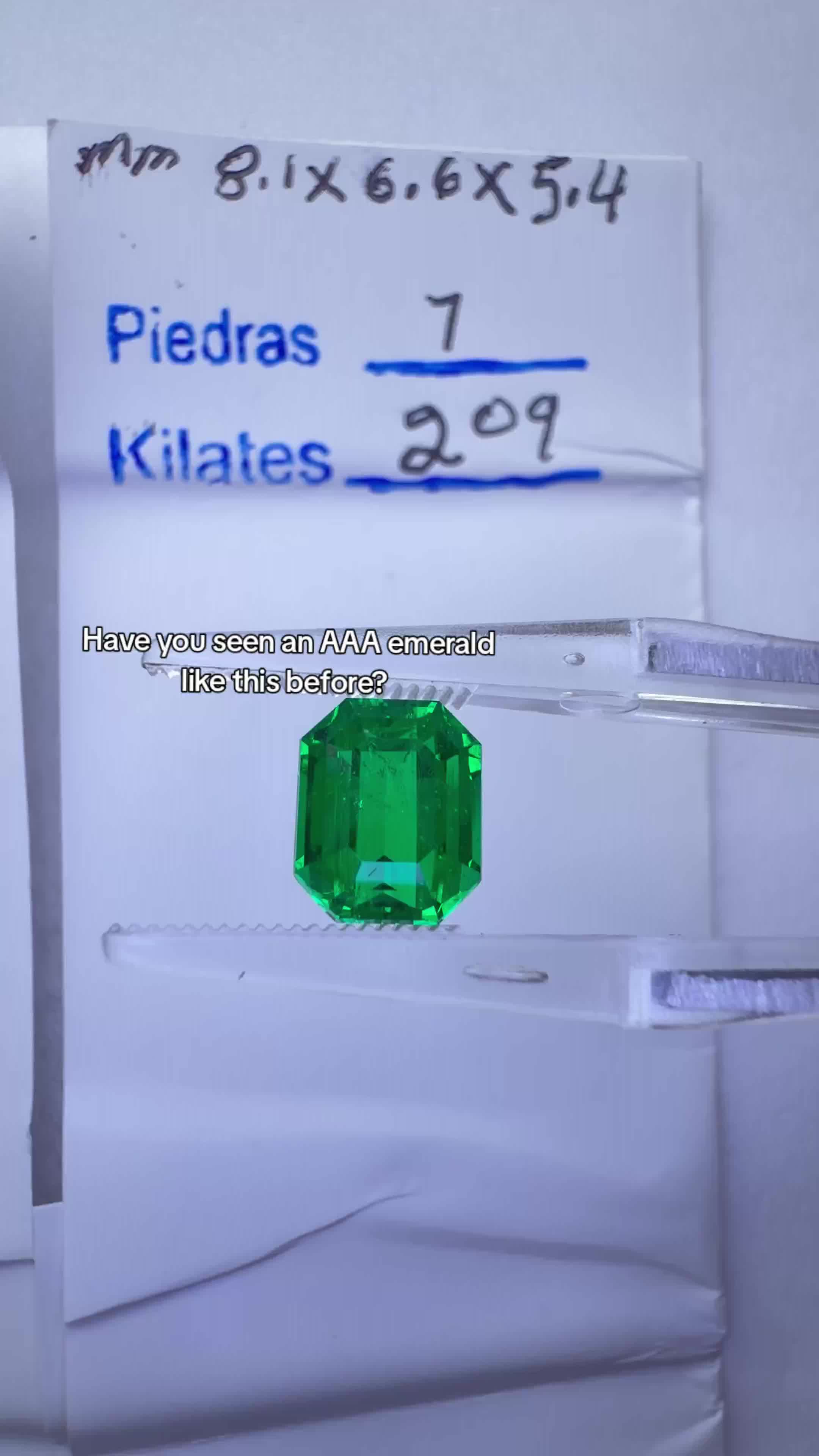 @JR Colombian Emerald