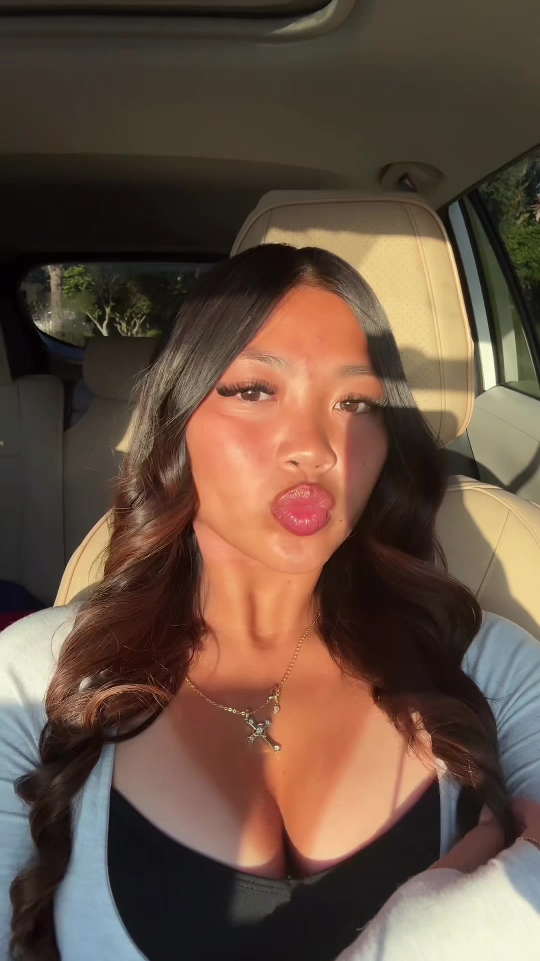@𝒸𝒽𝑒𝓎𝑒𝓃𝓃𝑒 😉