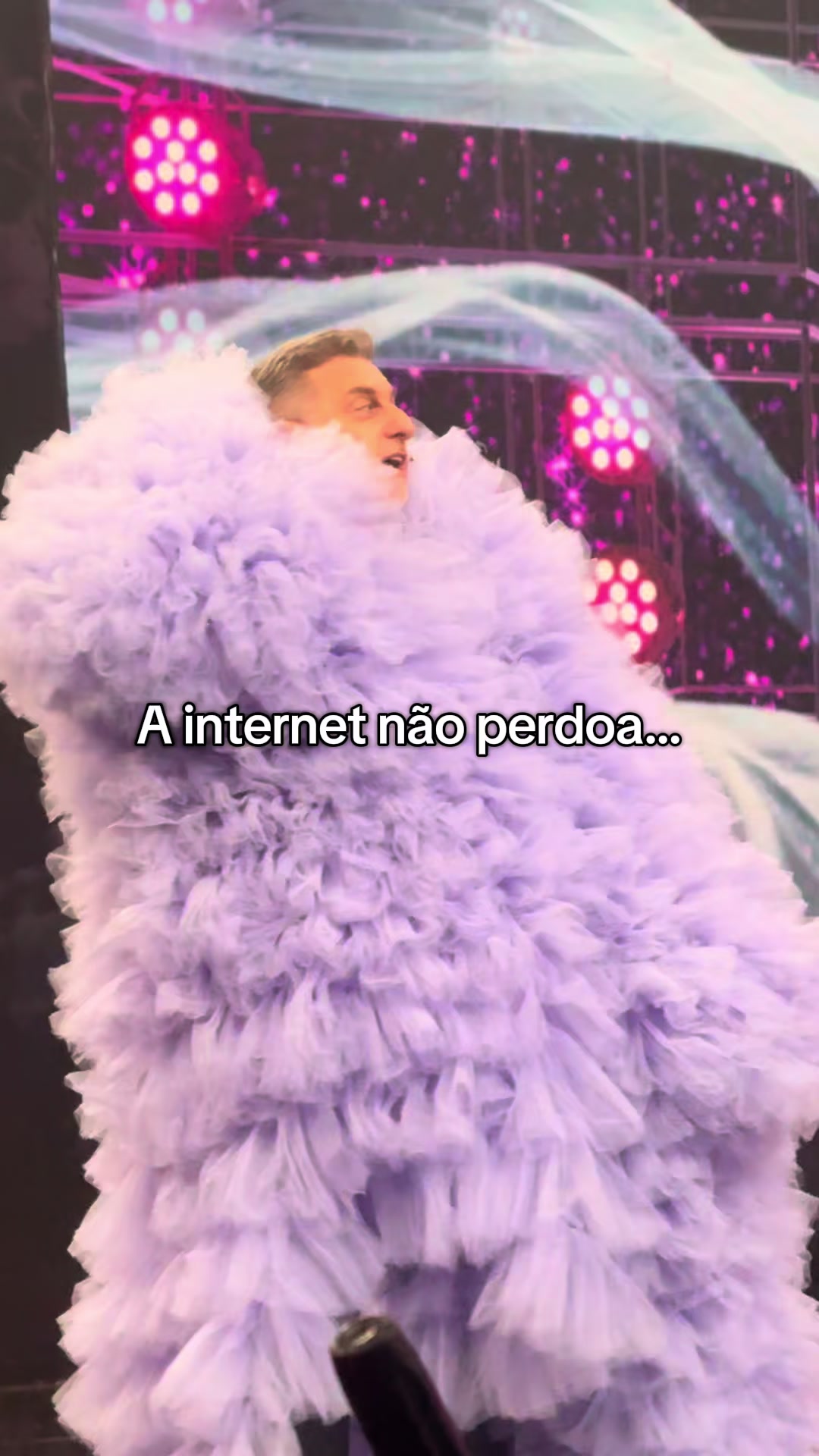 @Luciano Huck