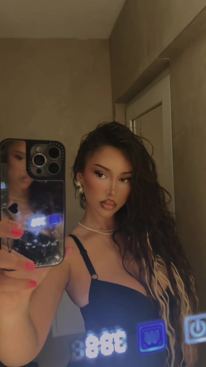 @ELI🦋