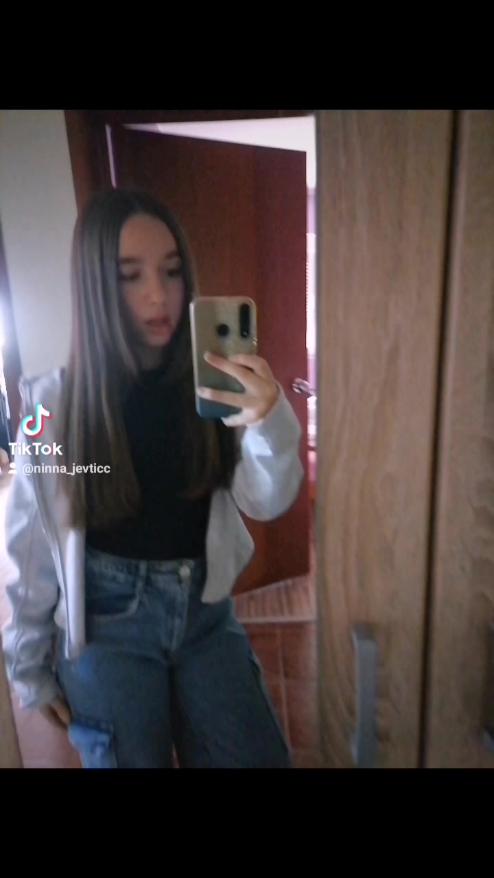 @нина јевтић🧡🪐