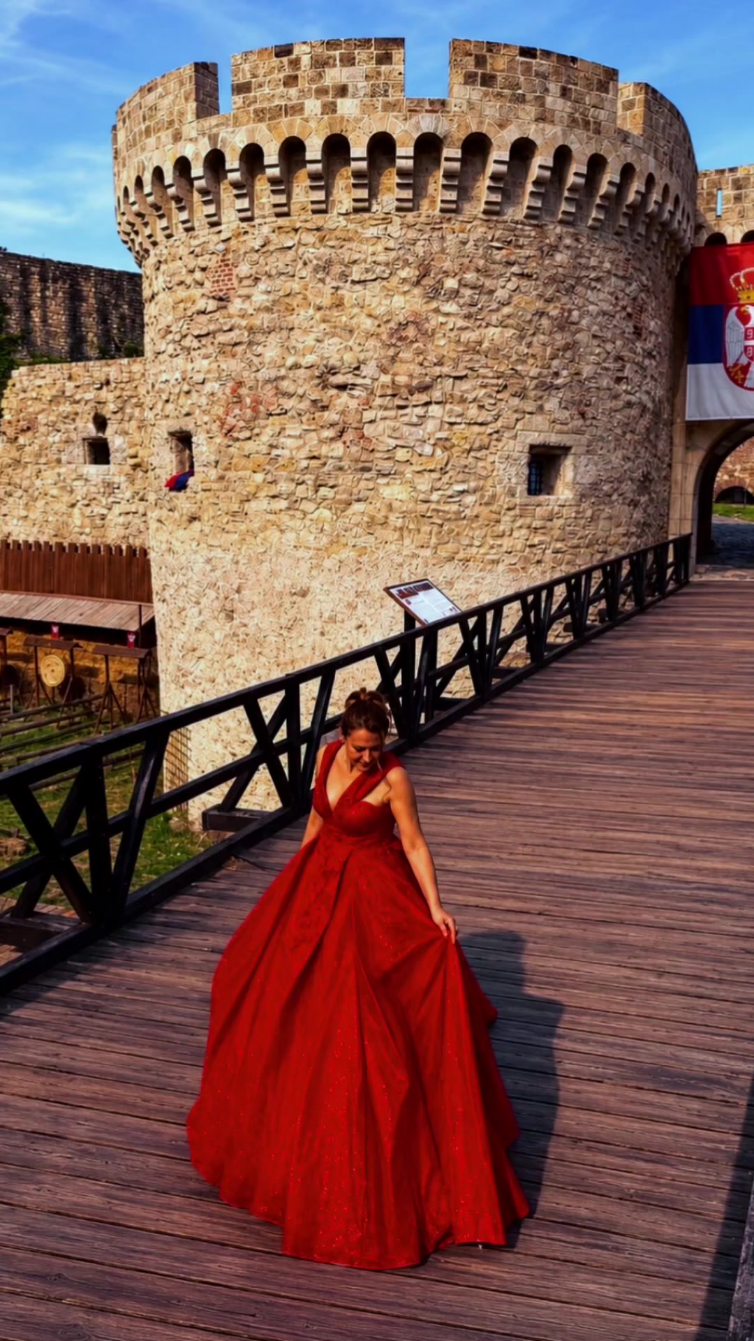 @FlyingDressesBelgrade