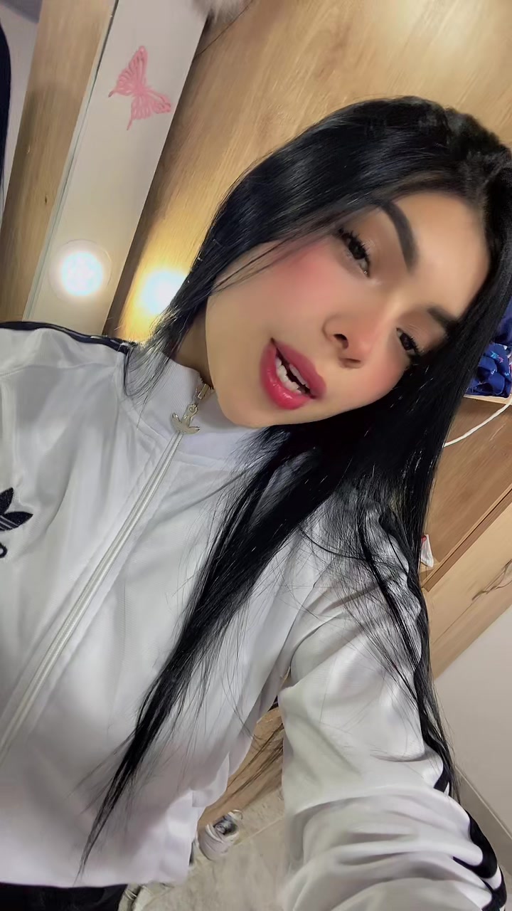 @𝘠𝘪𝘺𝘦 👸🏻.