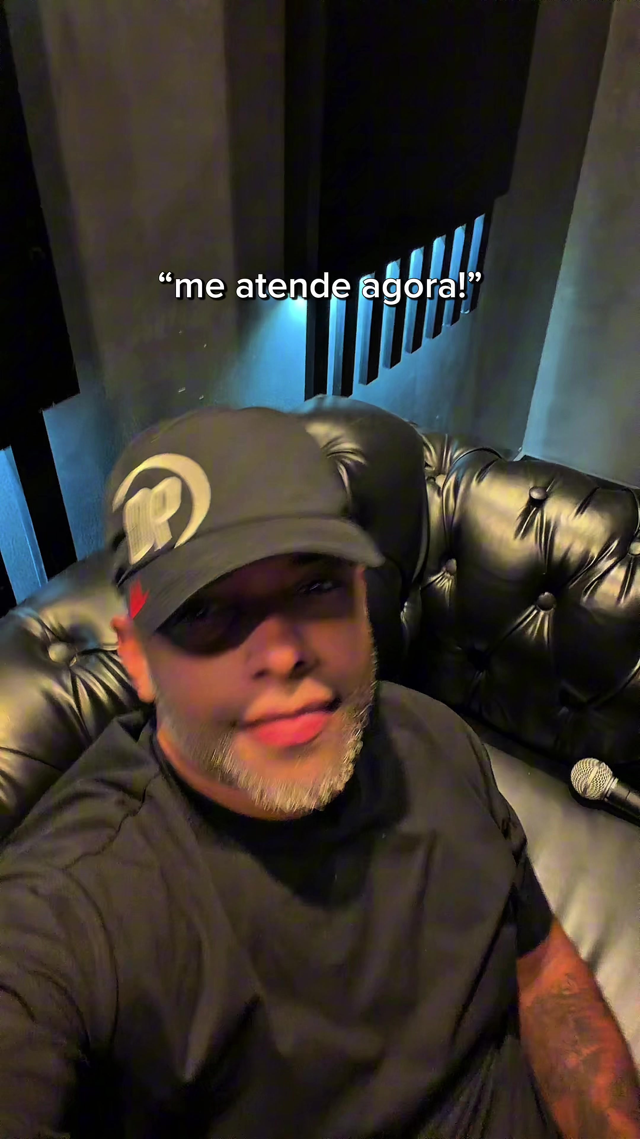 @Rap_Traplyrics