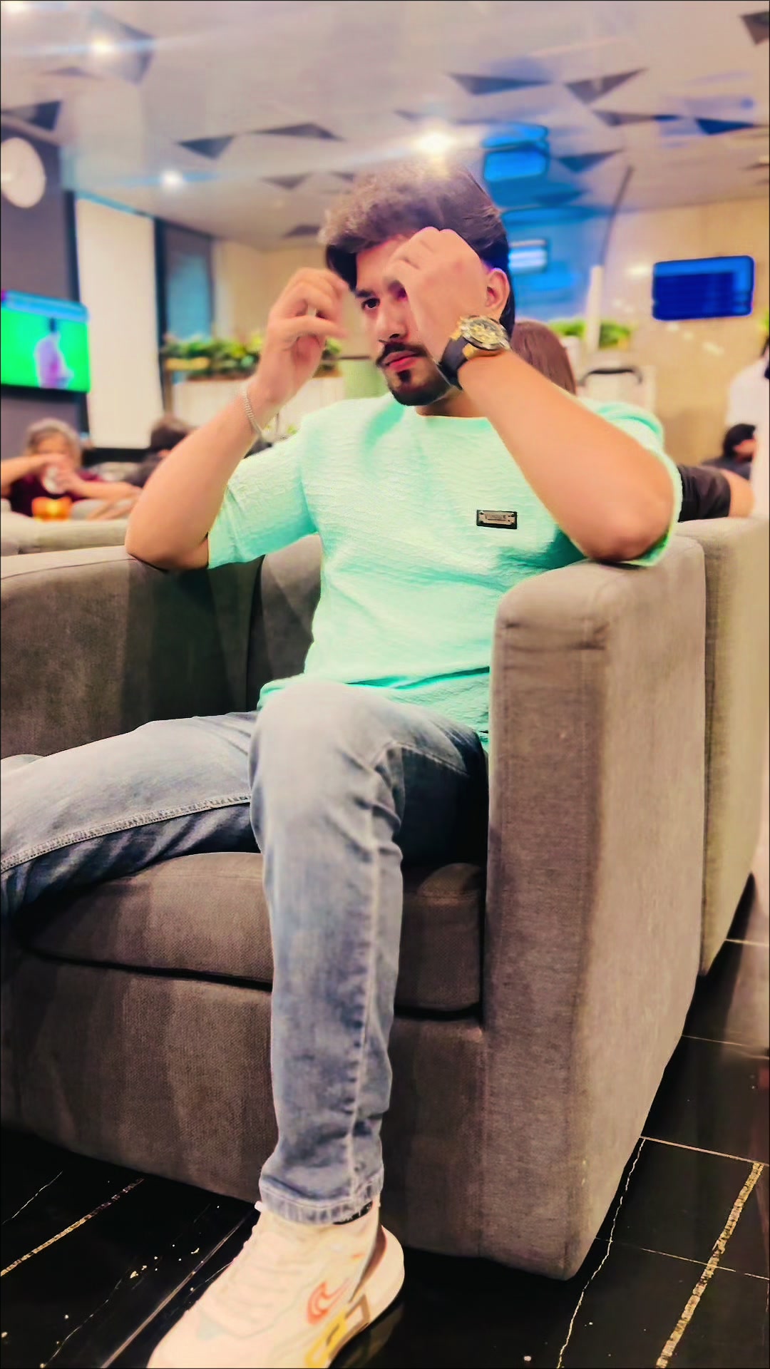 @𝐒_𝐡_𝐮_𝐣_𝐚_𝐡✨