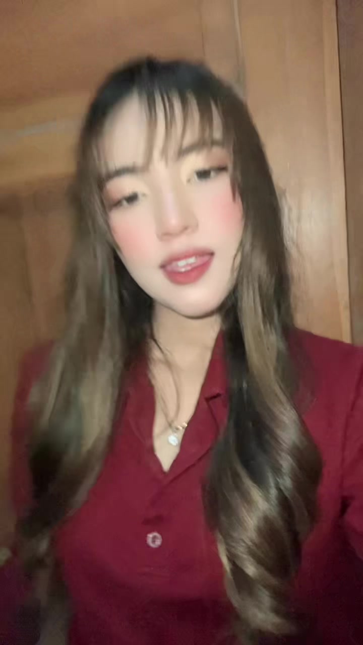 @Vee🕊️