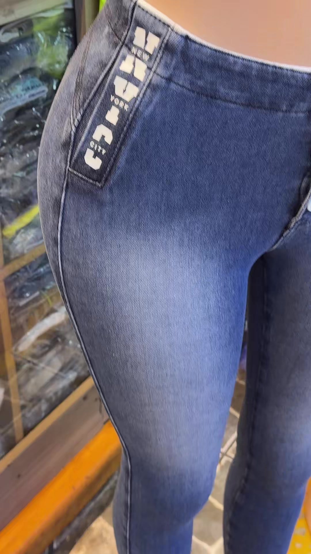 @APRETADITAS JEANS