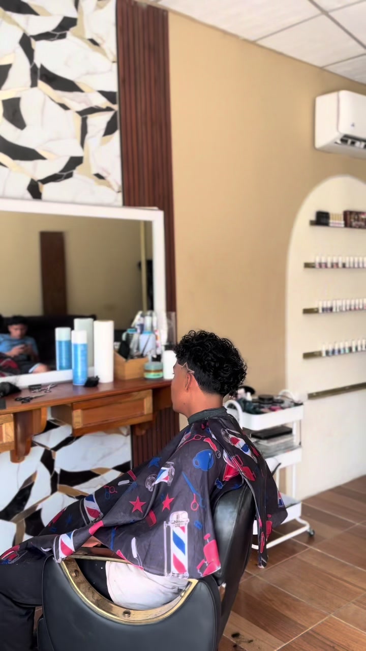@Russo_barbershop