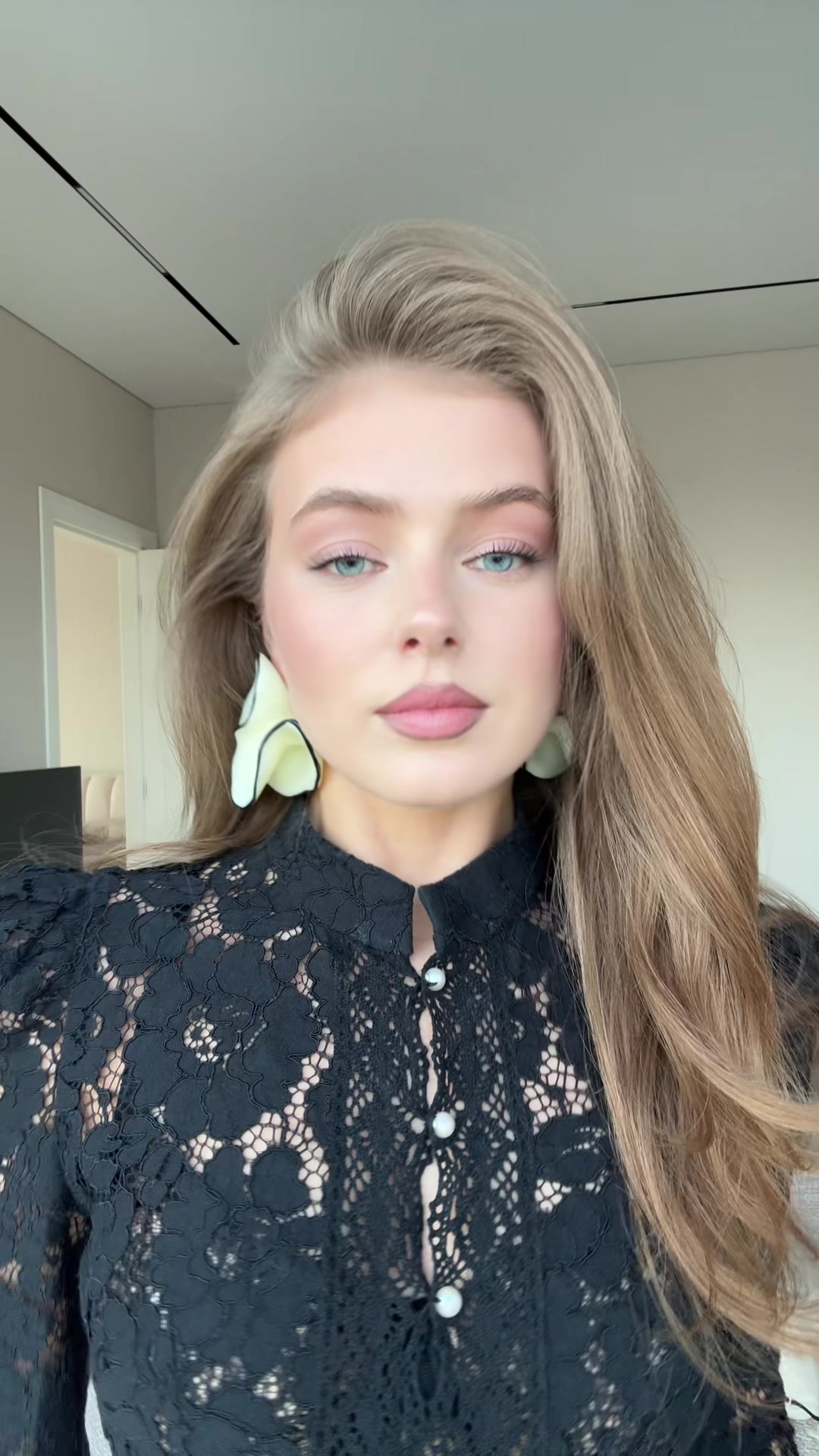 @Валерия