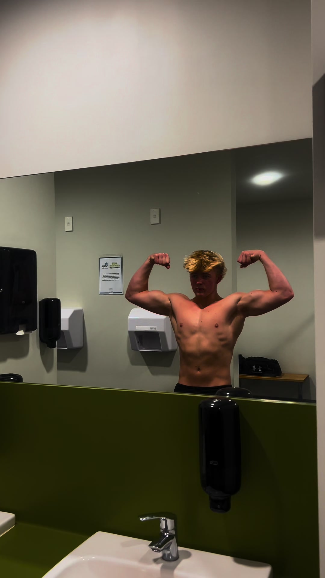 @rhysliftz08
