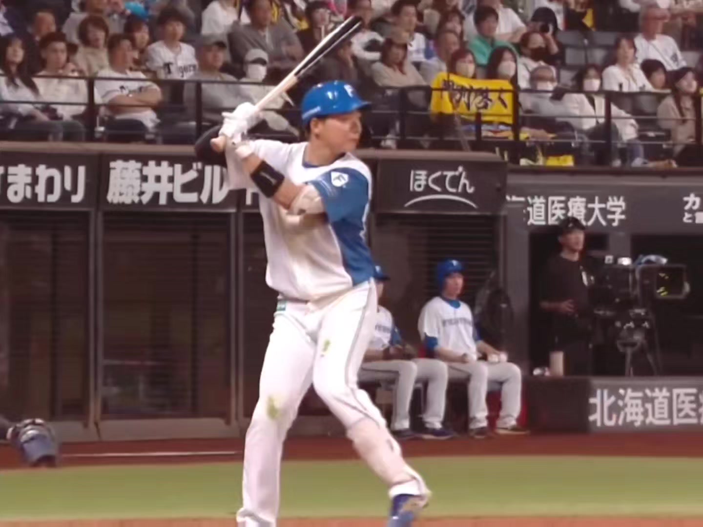 @ムーン