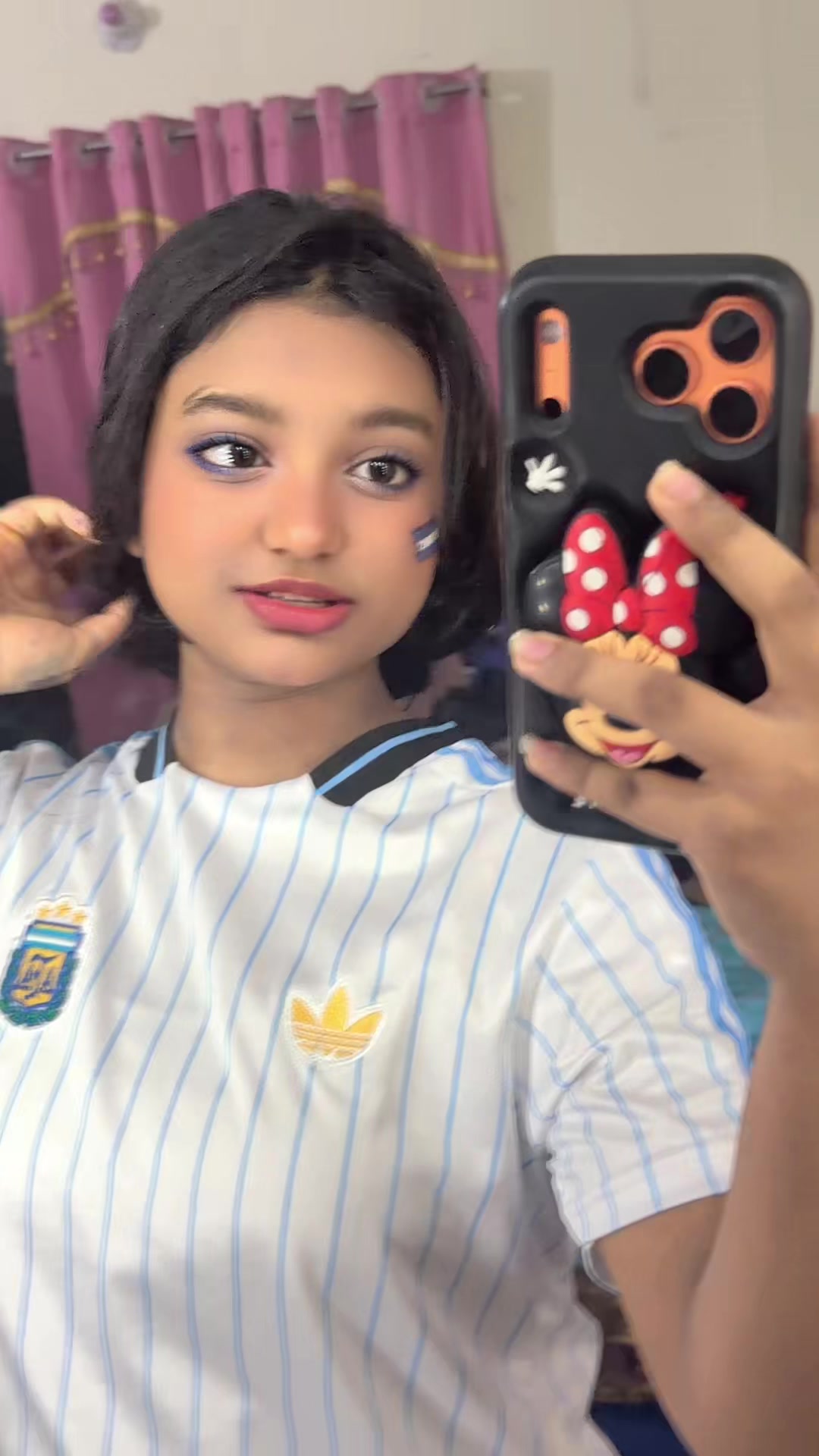 @Sara Vlogs