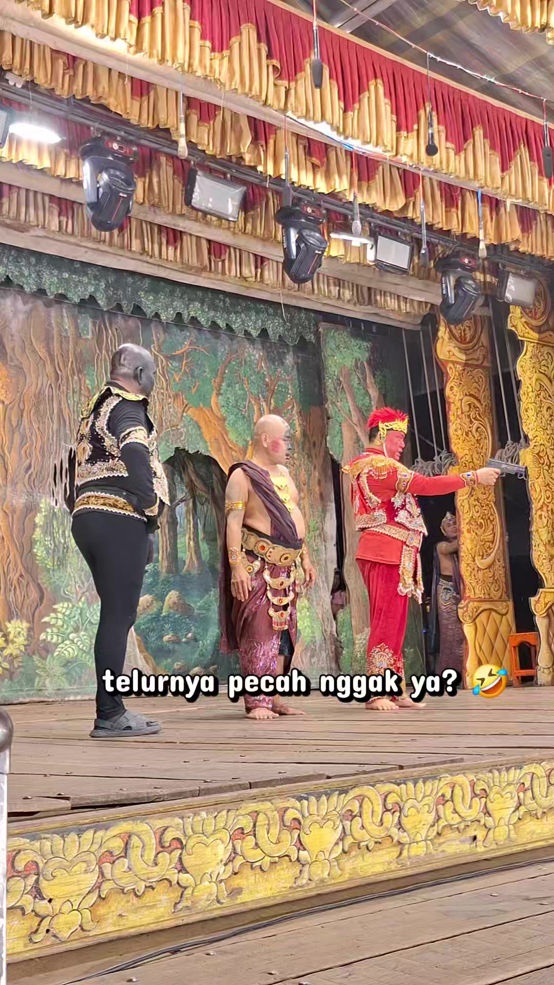 @SisiIndahSeni