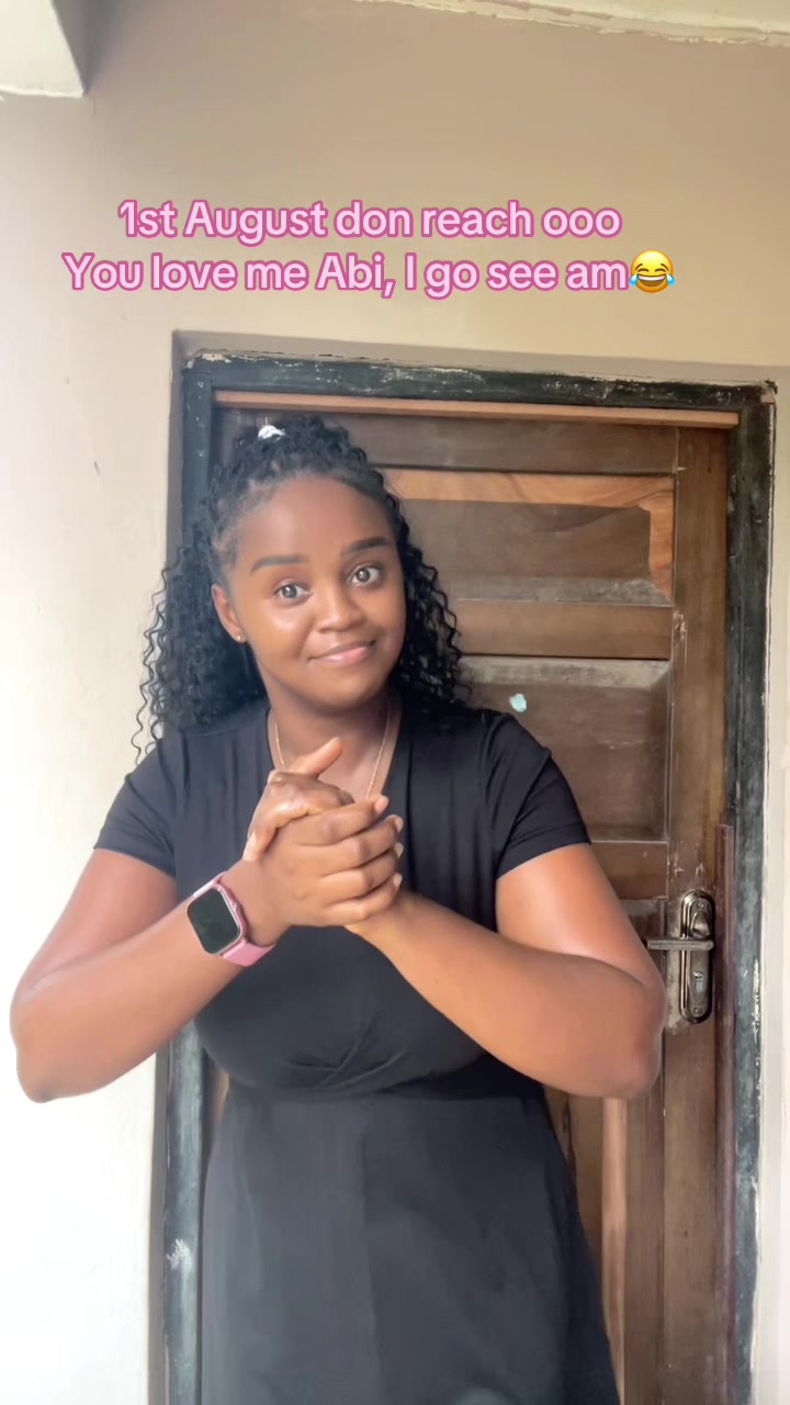 @Perfume, watch vendor in Uyo