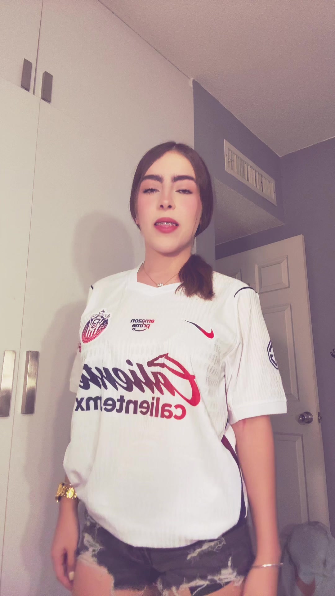 @_andreaalizee_