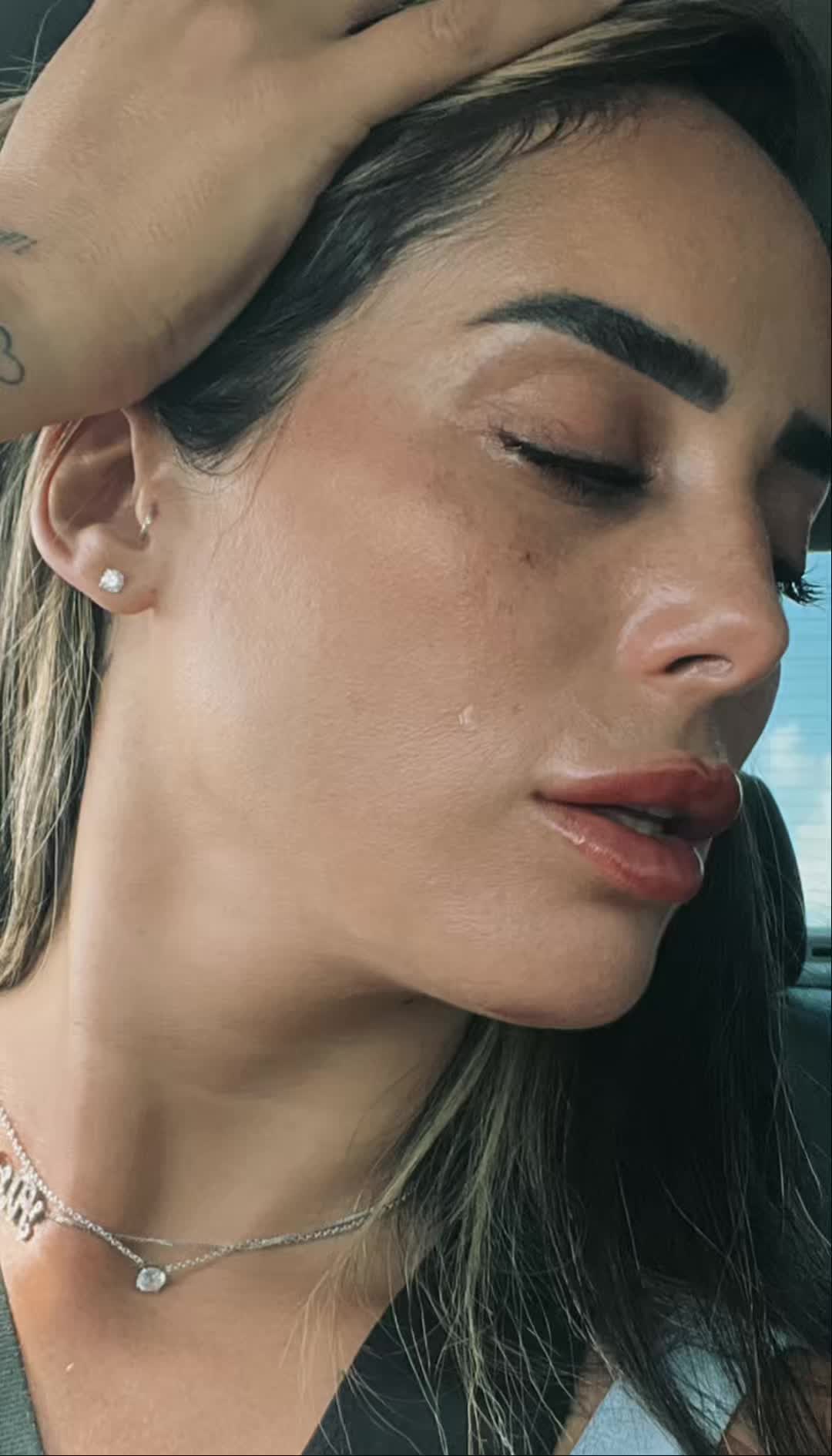 @Alinlevi10