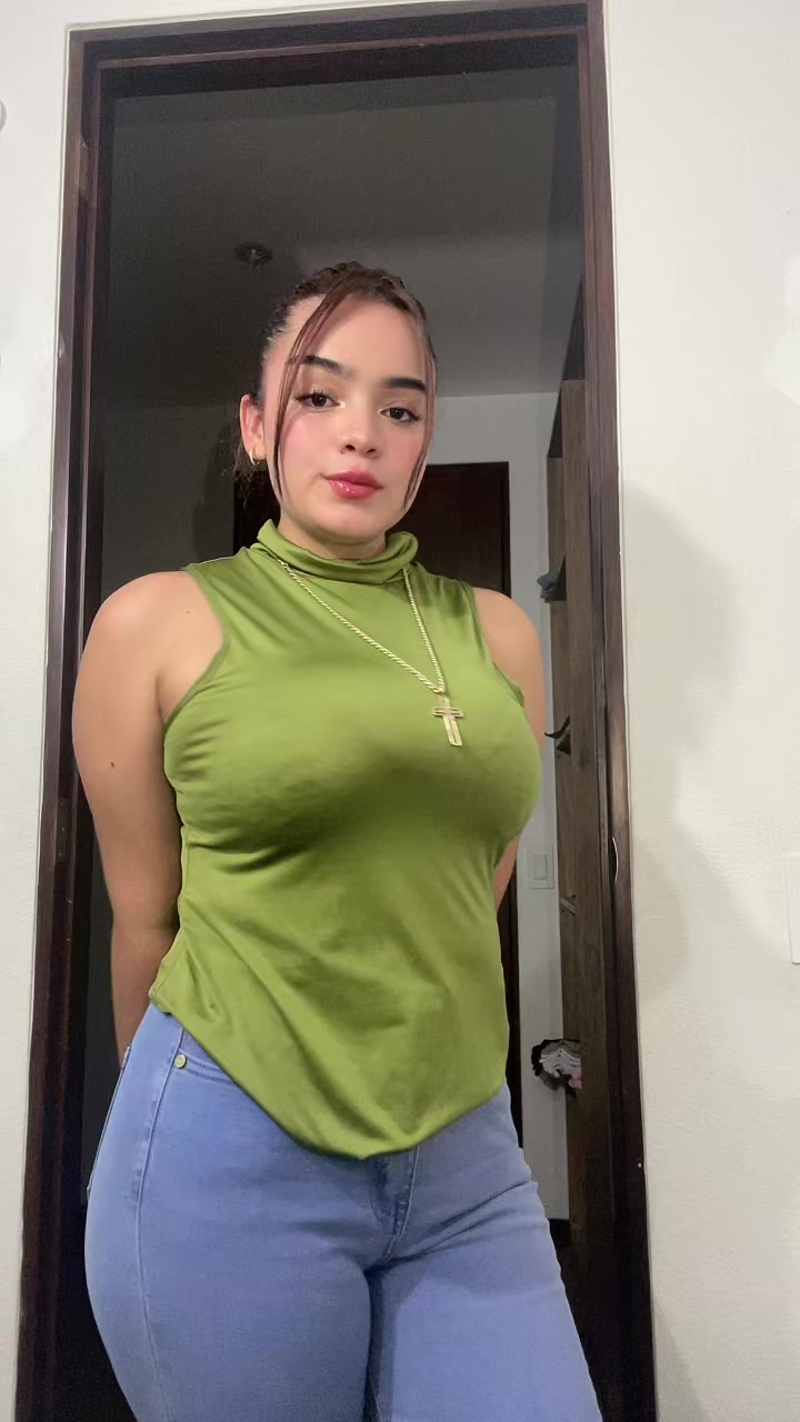 @La cerecita 🍒🐺