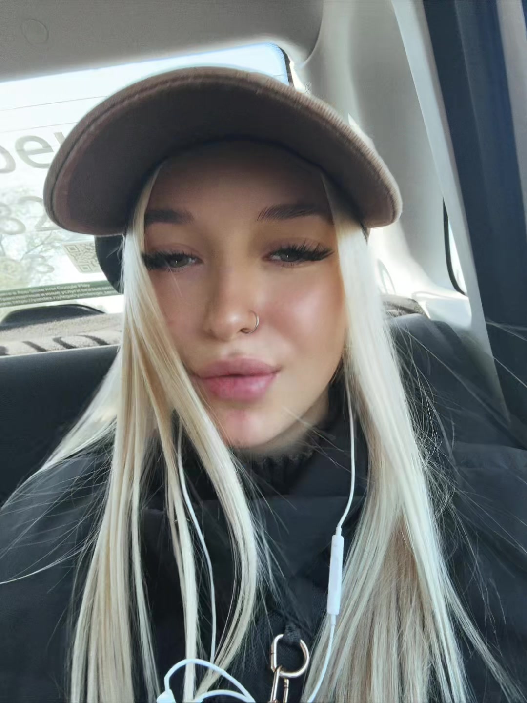 @𝐢𝐫𝐢𝐬𝐡𝐤𝐚_😻🐆