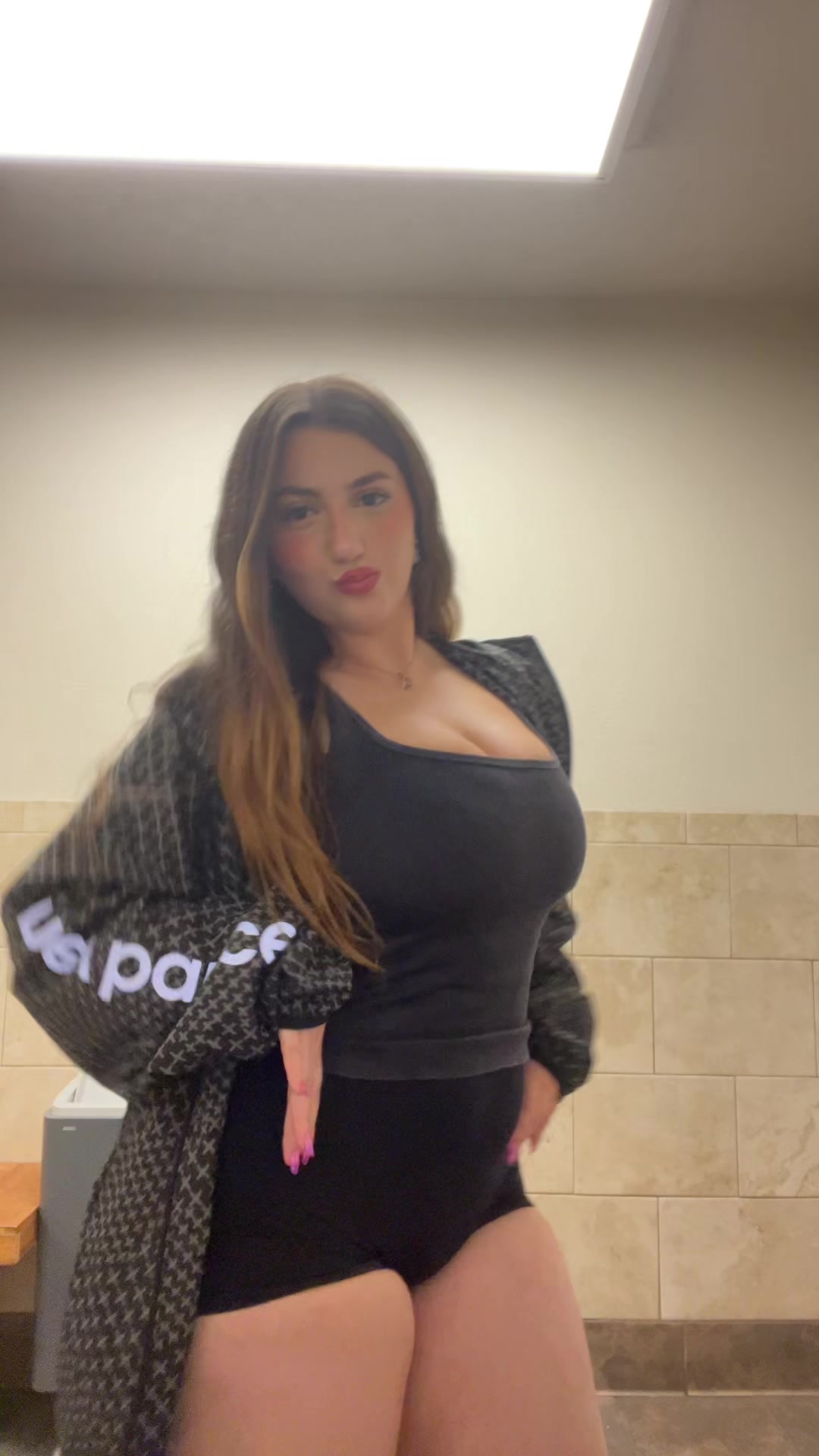 @ziz💋