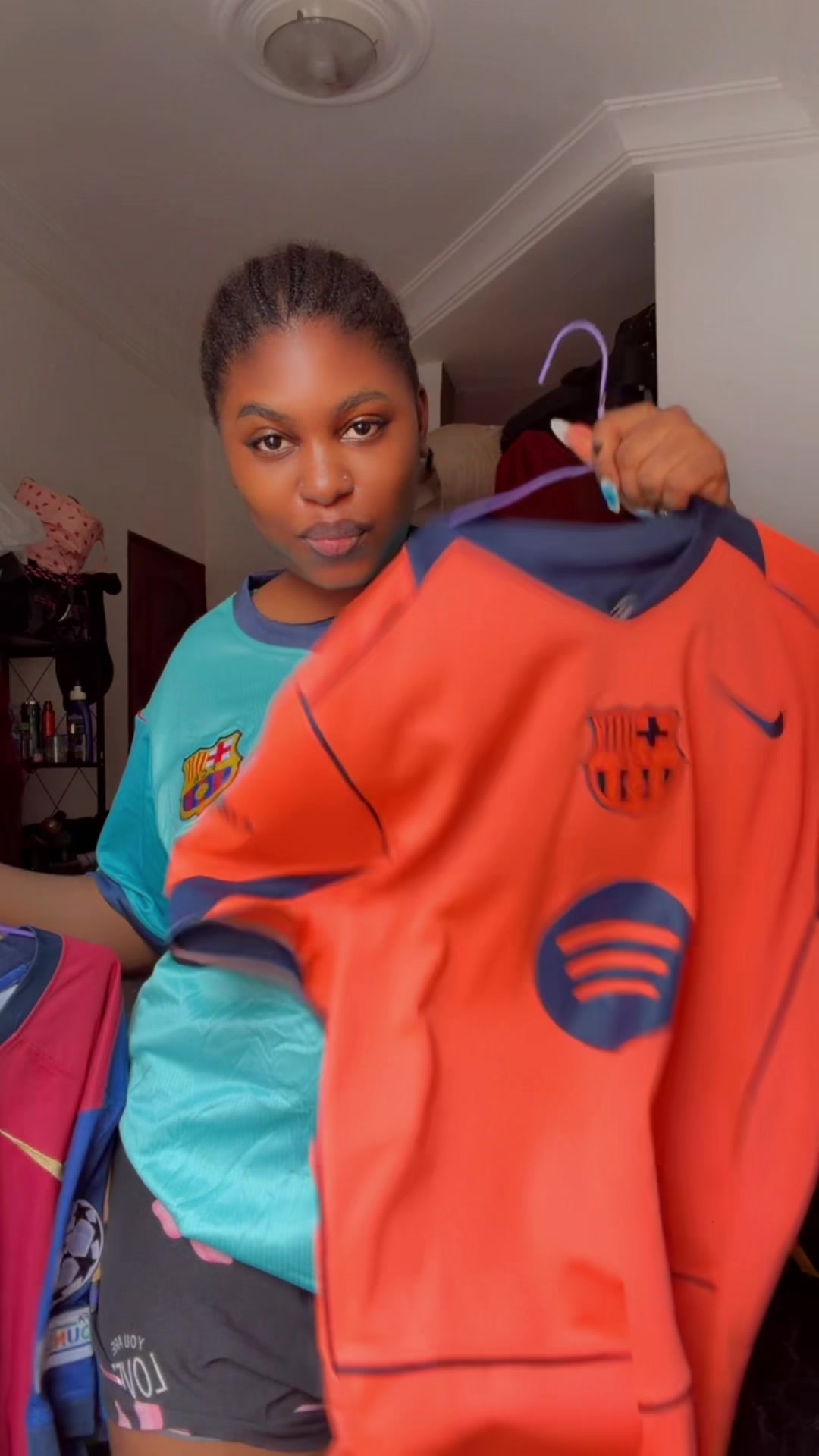 @Rosita🇨🇲