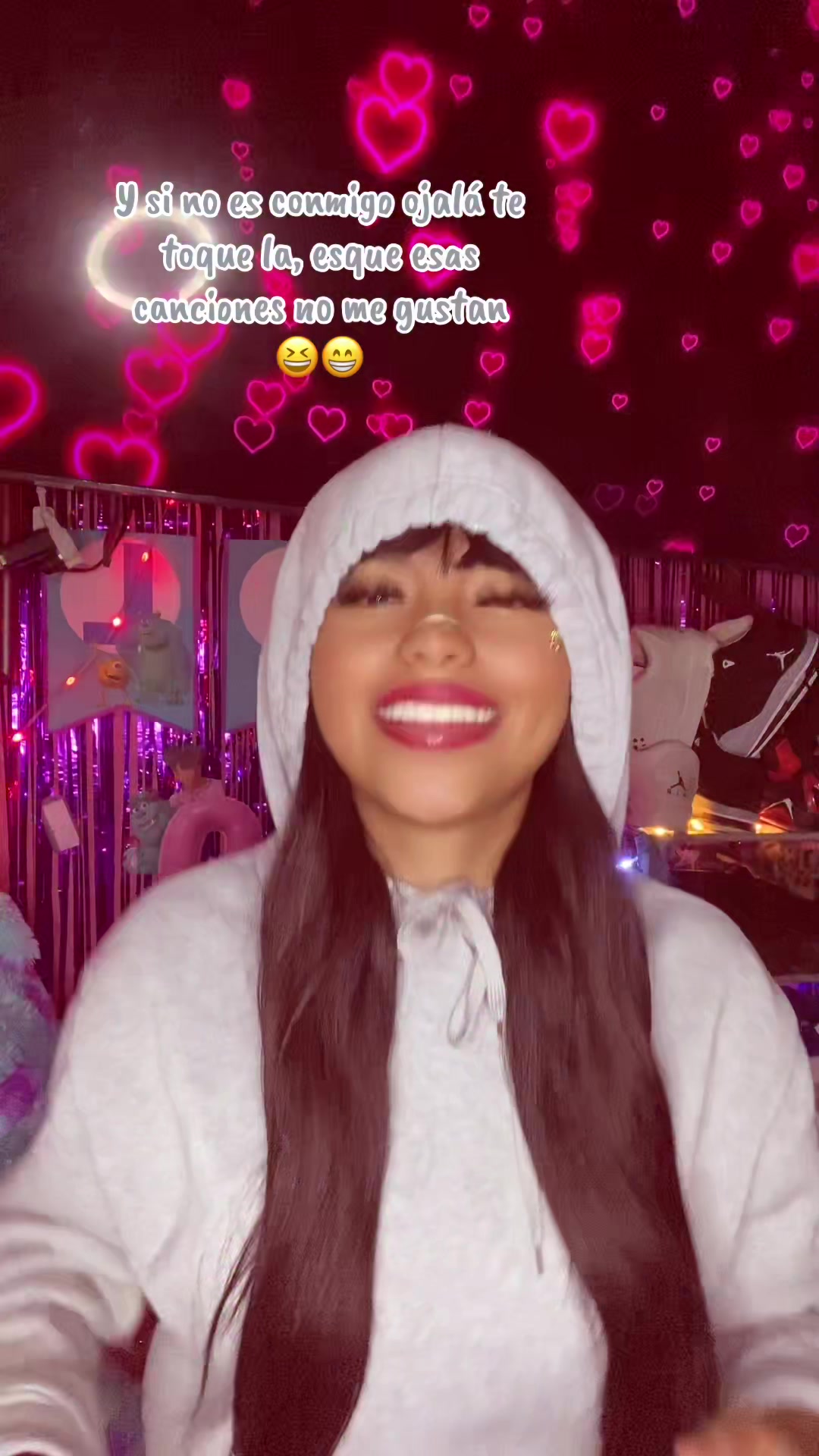 @Cielo_la_morenita
