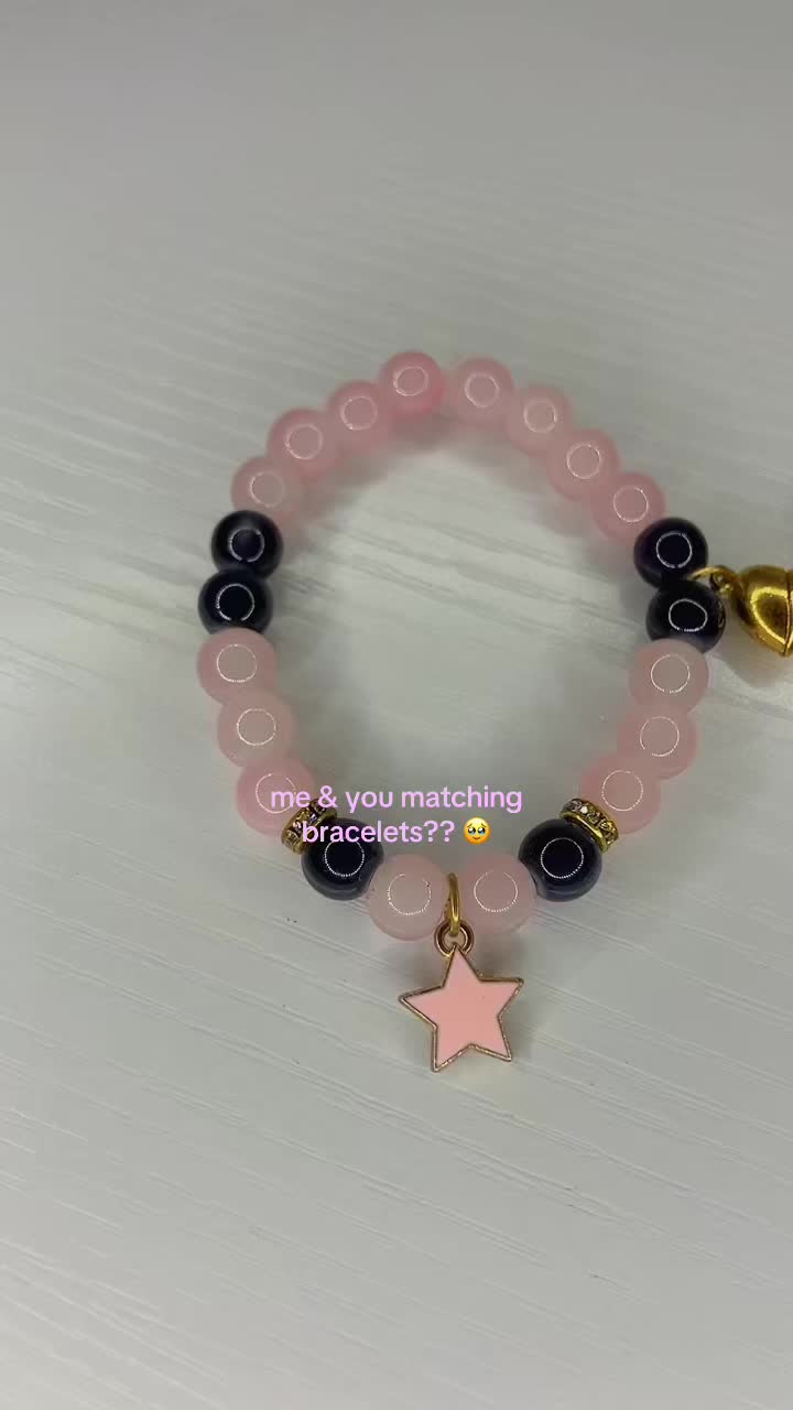 @beadedbyleyy ✨🩷