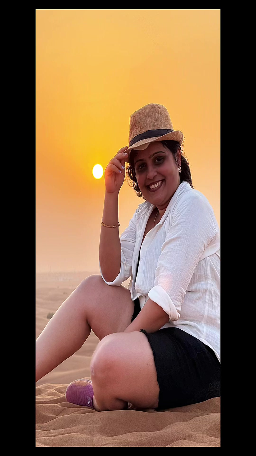 @Golden sand desert safari