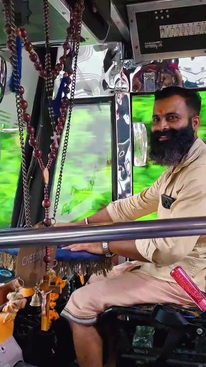 @niyas_valanchery