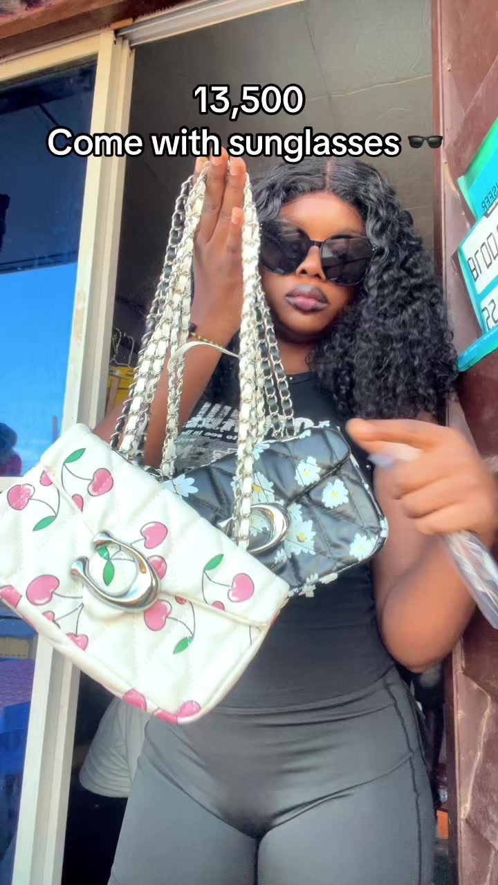 @Slay with ewatomi wears