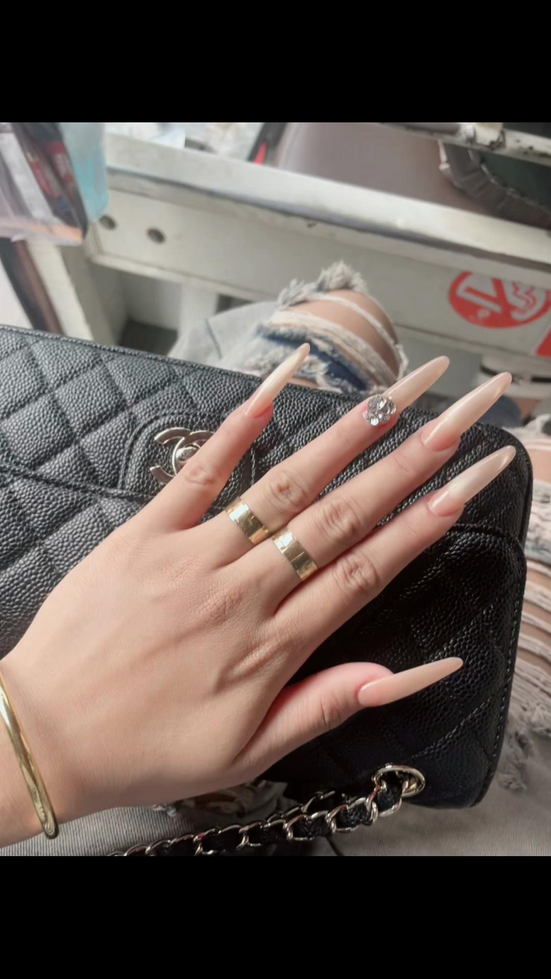 @ๅฐๆๆ๐ซ๐ฐ๐ญ๐จ๐ณ