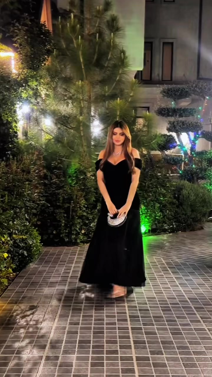 @Naira Seyidova
