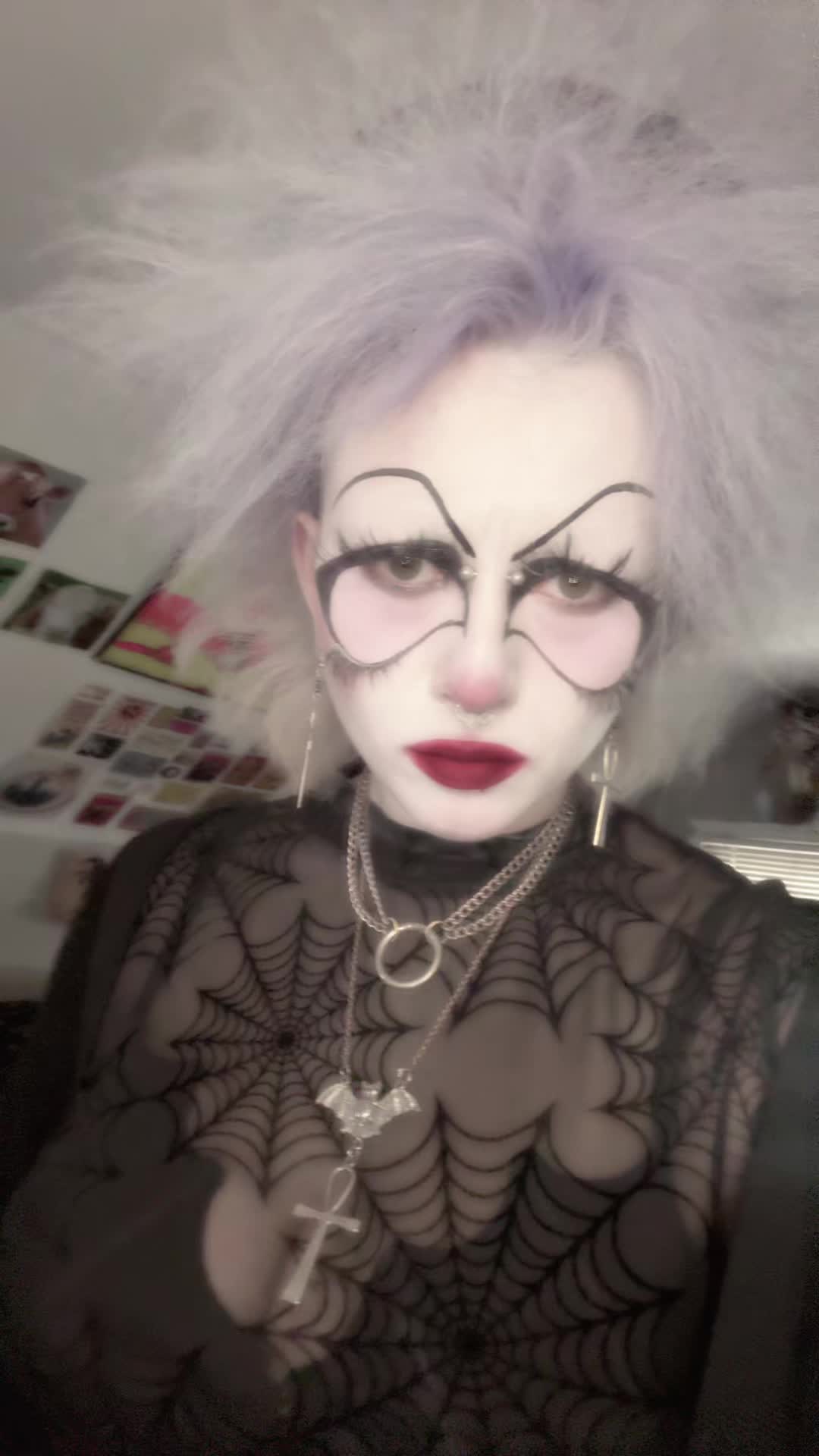 @dollygoth666