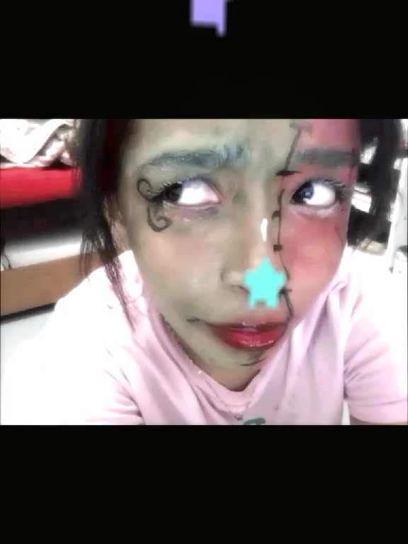 @๐ฏ๐ฆ๐ด๐ด ๐ธ'๐ฌ๐ข๐ช๐ด๐ฆ๐ณ๐โหโนโก