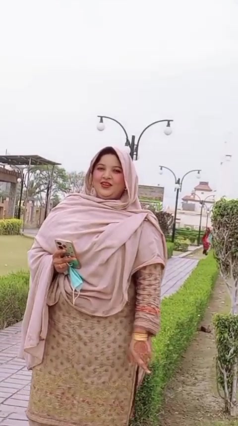 @Shahzadi g.komal.gkomal.g