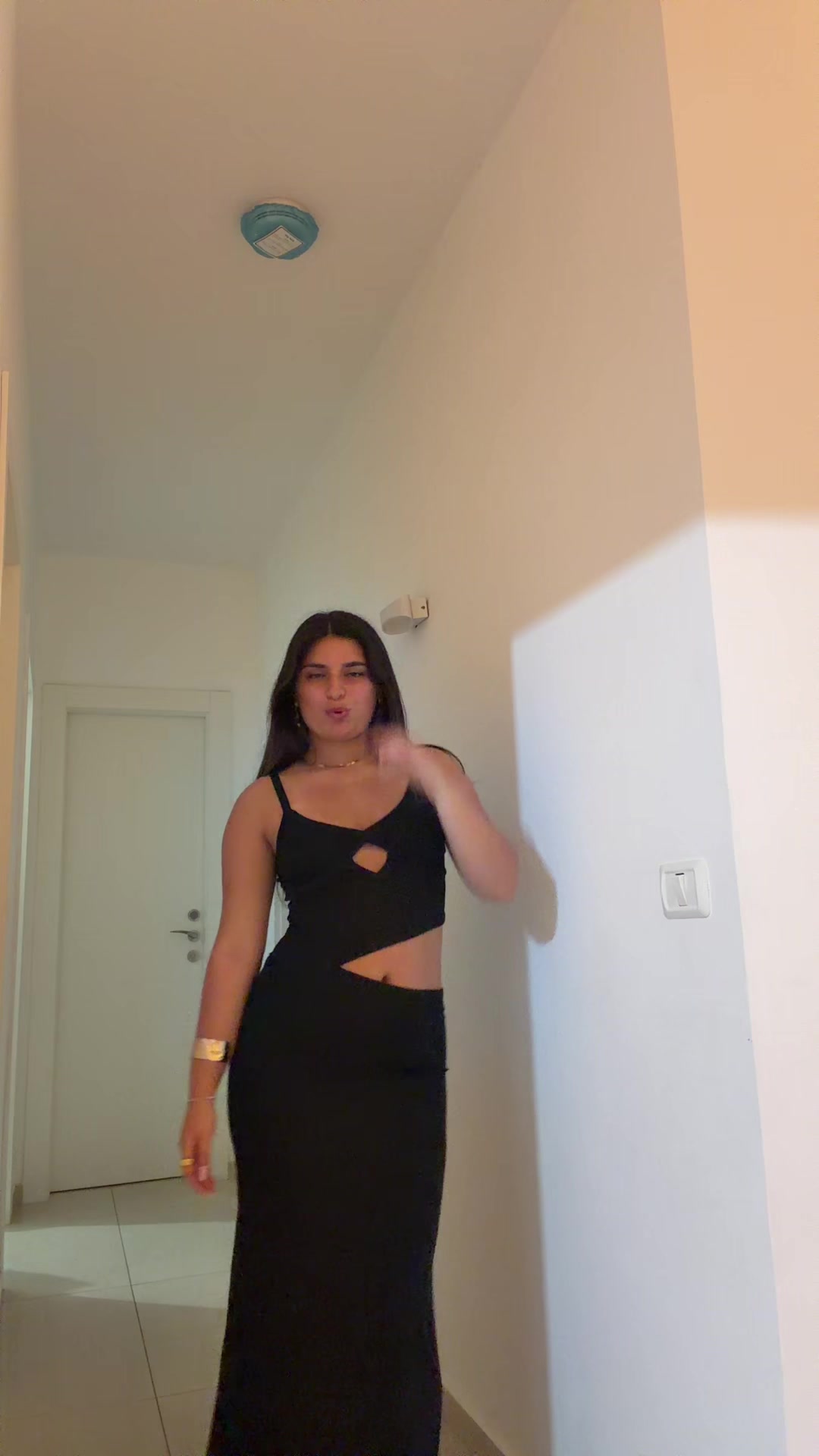 @Shirashaubi