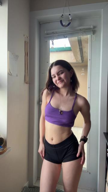 @Baylee 💜🇨🇦